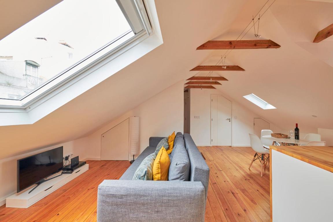 Castleviewattic Apartment Lisbon Luaran gambar