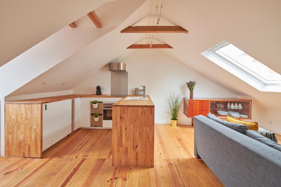Castleviewattic Apartment Lisbon Luaran gambar