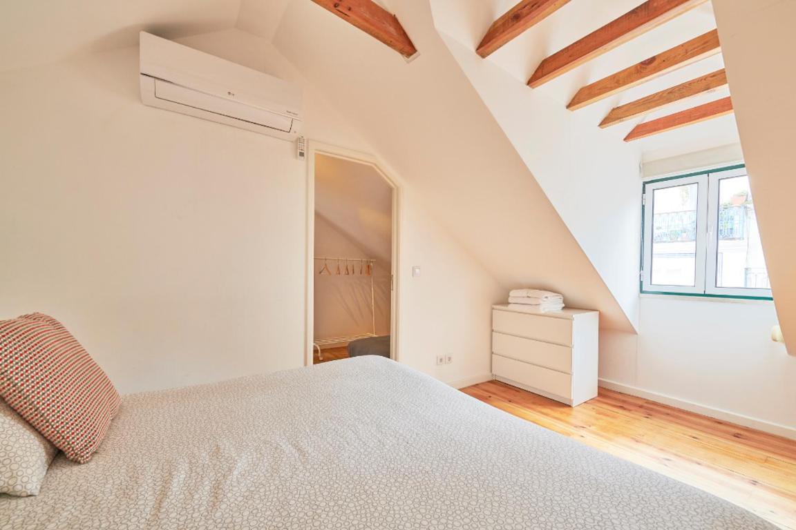 Castleviewattic Apartment Lisbon Luaran gambar