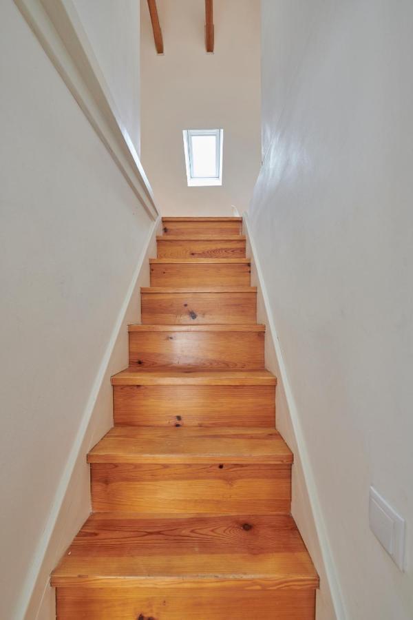 Castleviewattic Apartment Lisbon Luaran gambar