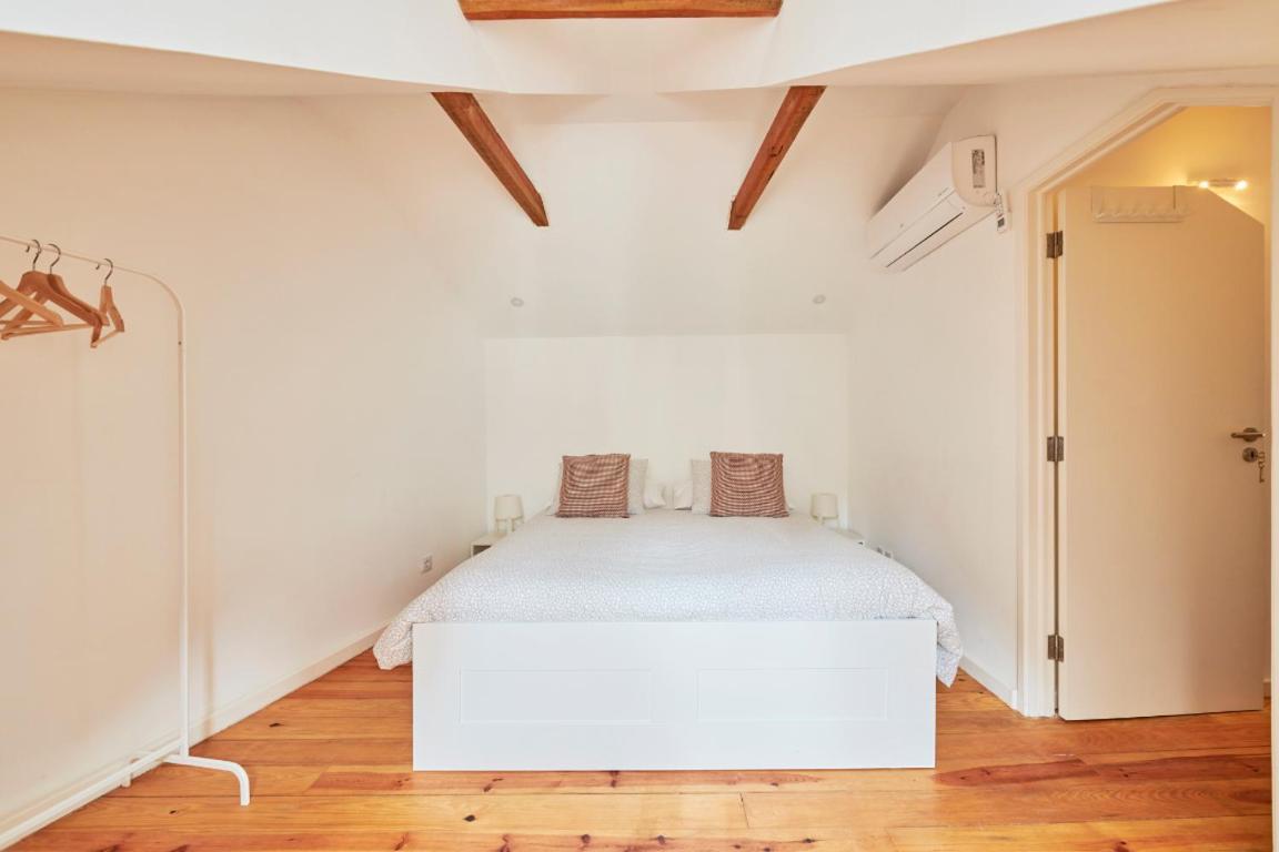 Castleviewattic Apartment Lisbon Luaran gambar